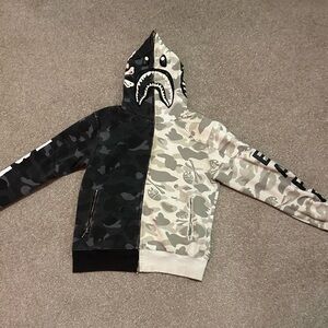 bape “neighborhood camo split” hoodie size small mens